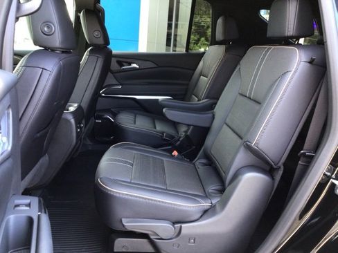 New 2026 Chevrolet Traverse High Country image 22