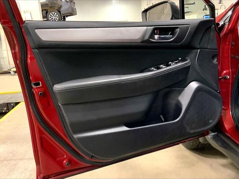 Used 2015 Subaru Outback 2.5i Premium image 21