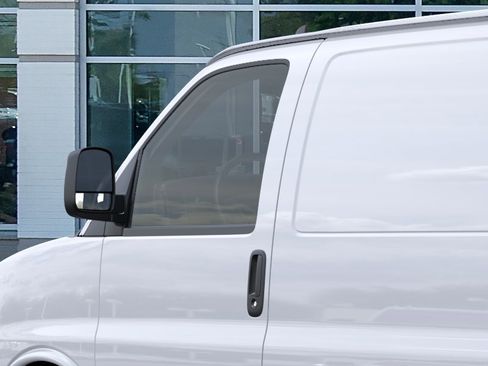 New 2025 GMC Savana 2500 w/ Driver Convenience Package image 14