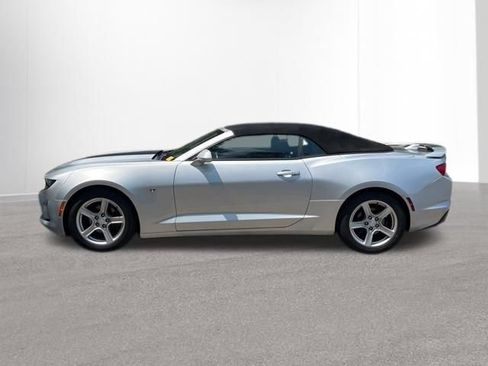 Used 2019 Chevrolet Camaro LT RWD image 2