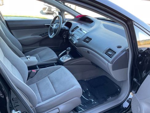 Used 2010 Honda Civic LX image 33