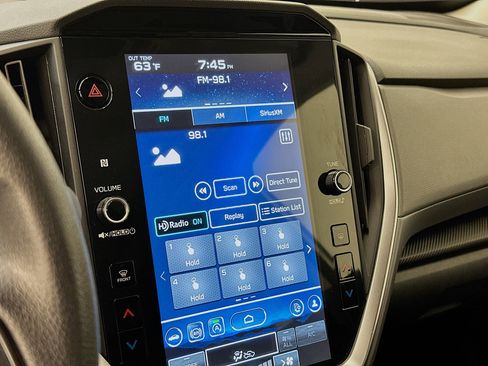 Used 2024 Subaru Crosstrek 2.0i Premium w/ Crosstrek Mirror Package image 21