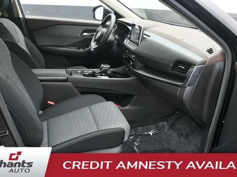Used 2023 Nissan Rogue SV FWD image 10