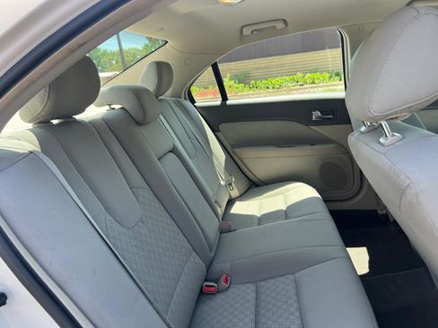 Used 2012 Ford Fusion S FWD image 32