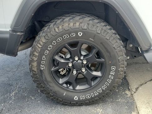 Used 2021 Jeep Wrangler Sport AWD/4WD image 12