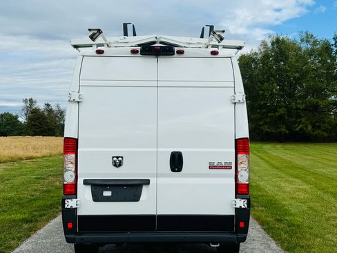 Used 2022 RAM ProMaster 2500 image 8