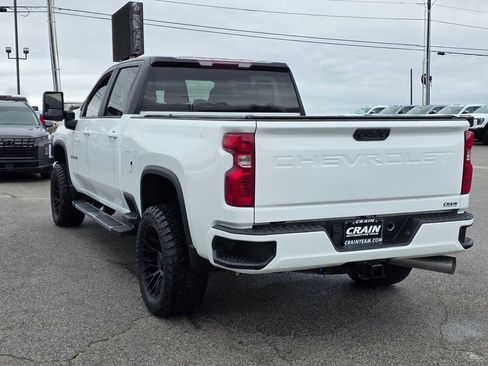 Used 2024 Chevrolet Silverado 2500 LT image 5