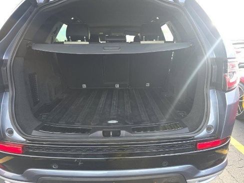 Used 2020 Land Rover Discovery Sport SE R-Dynamic image 7