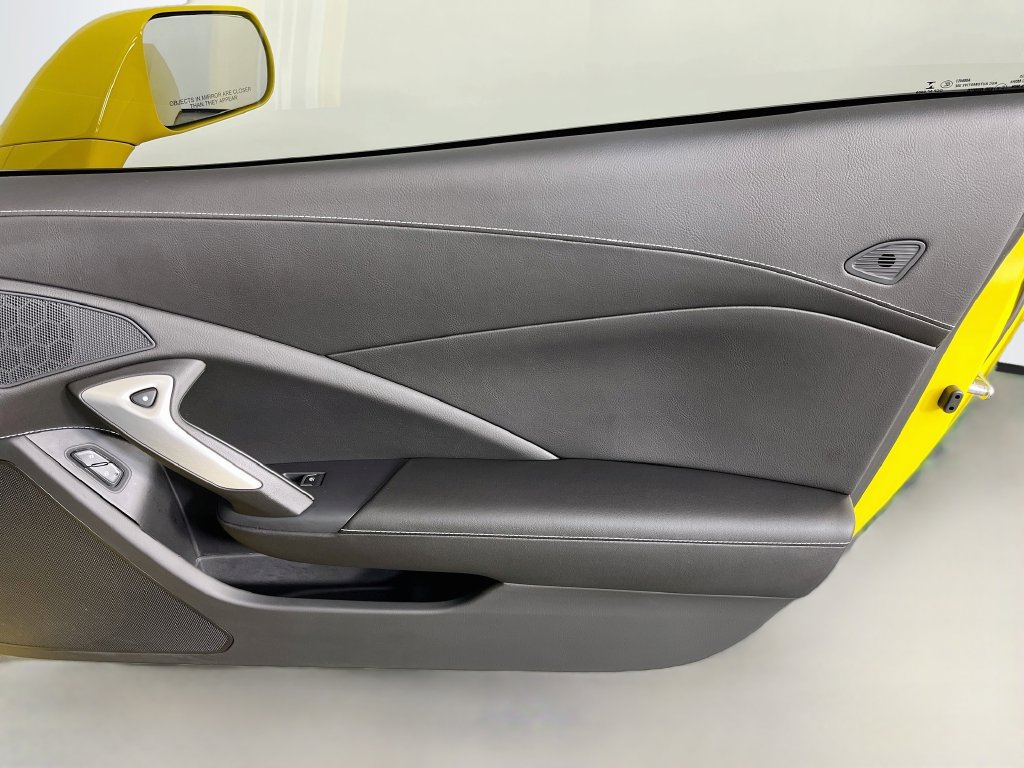 Used 2016 Chevrolet Corvette Stingray Coupe w/ Carbon Flash Badge Package RWD image 34