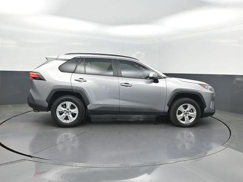 Used 2021 Toyota RAV4 XLE FWD image 34
