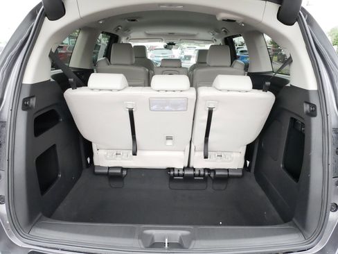 Certified 2026 Honda Odyssey EX-L image 18
