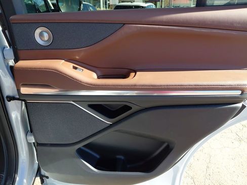 New 2026 Lincoln Navigator Reserve image 40