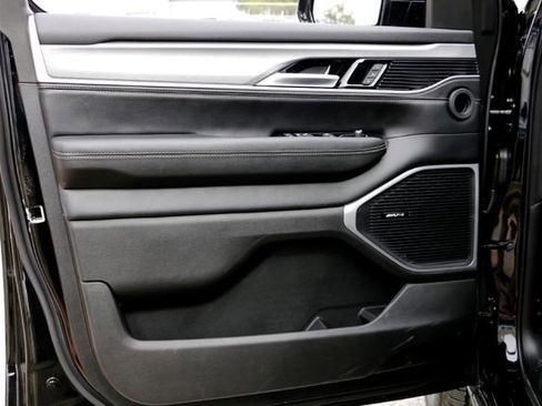 New 2026 Jeep Grand Wagoneer 4WD w/ Premium Group I image 16