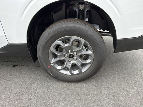 New 2026 Ford Maverick XLT w/ XLT Luxury Package FWD image 31