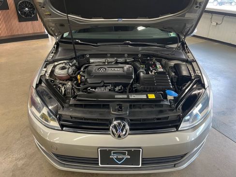 Used 2015 Volkswagen Golf S FWD image 50