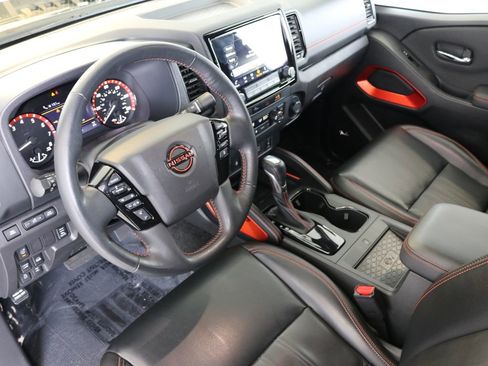 Used 2023 Nissan Frontier PRO-4X w/ Pro-4X Premium Package AWD/4WD image 22