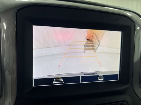 Used 2023 Chevrolet Silverado 1500 Custom image 14