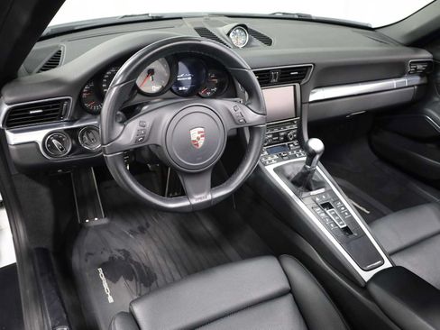 Used 2014 Porsche 911 Carrera 4S AWD/4WD image 4