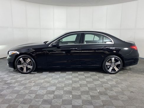 Used 2025 Mercedes-Benz C 300 4MATIC Sedan image 2