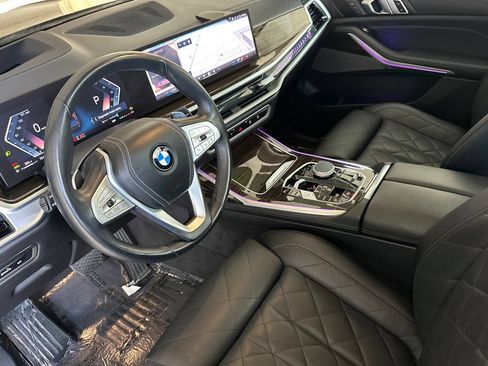 Used 2024 BMW X7 xDrive40i AWD/4WD image 10