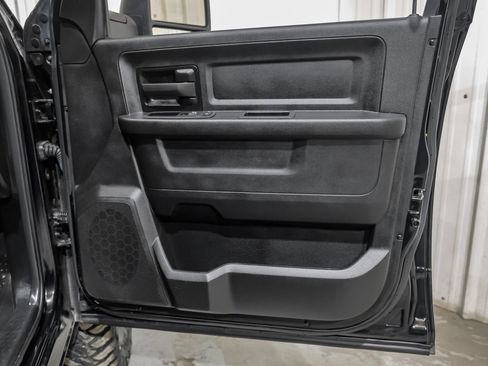Used 2024 RAM 3500 Tradesman w/ Chrome Appearance Group AWD/4WD image 44