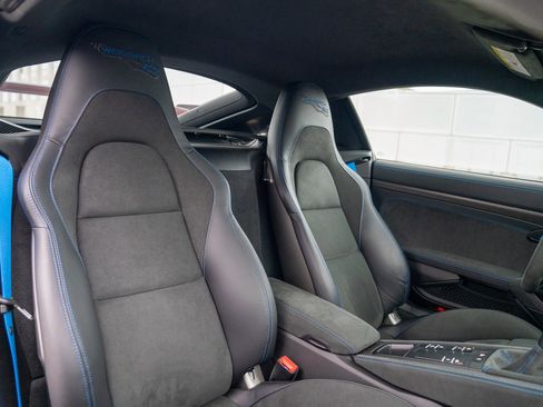 Certified 2025 Porsche 718 Cayman GT4 RS image 25