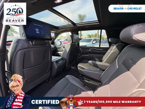 Used 2023 Cadillac Escalade Sport AWD/4WD image 15