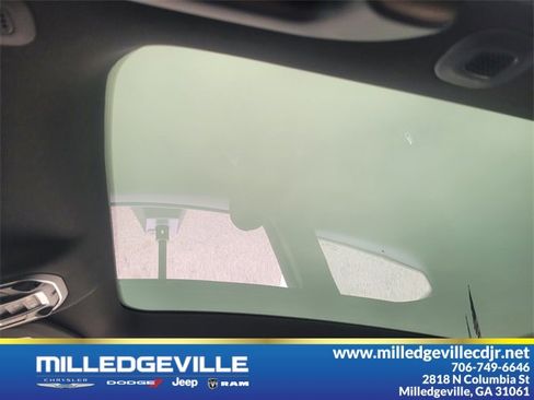 New 2024 Dodge Charger R/T w/ Plus Group image 21