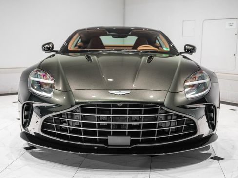 New 2026 Aston Martin V8 Vantage S image 7