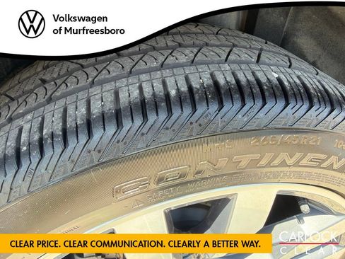 Certified 2021 Volkswagen Atlas SEL R-Line FWD image 15