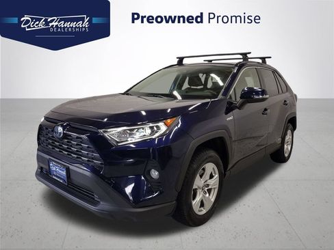 Used 2019 Toyota RAV4 XLE w/ Convenience Package AWD/4WD image 1