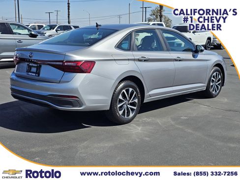 Used 2025 Volkswagen Jetta S FWD image 7