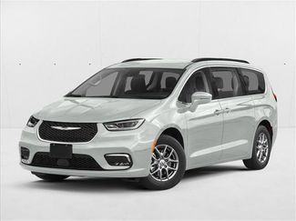 Used 2021 Chrysler Pacifica Touring-L w/ Uconnect Theater Family Group FWD video 1