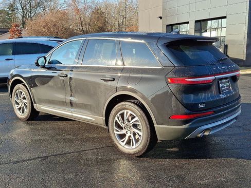 Used 2024 Lincoln Corsair AWD w/ Equipment Group 101A image 6