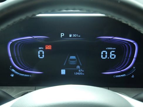 Used 2025 Kia Telluride AWD image 29