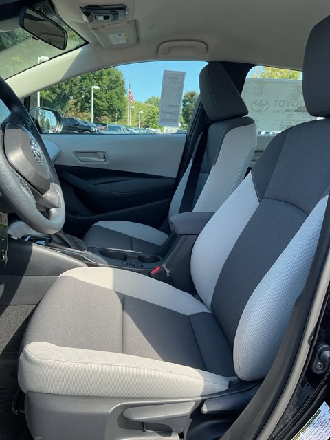 New 2027 Toyota Corolla LE FWD image 12