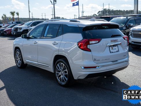 Used 2024 GMC Terrain Denali w/ Denali Premium Package image 5