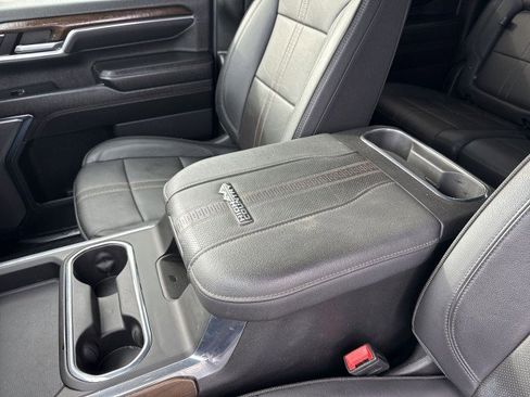 Certified 2024 Chevrolet Silverado 3500 High Country w/ High Country Premium Package image 21