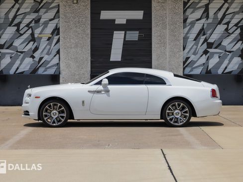 Used 2019 Rolls-Royce Wraith RWD image 7
