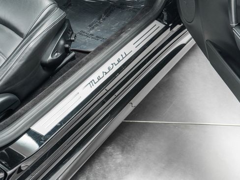 Used 2014 Maserati GranTurismo Convertible image 31