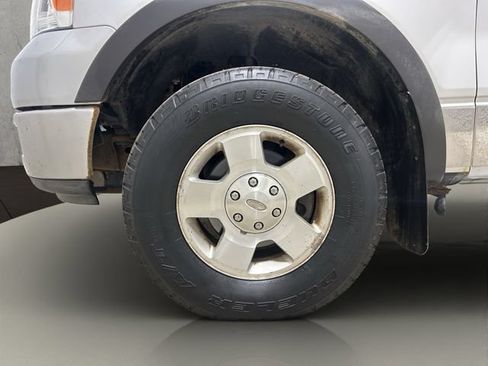 Used 2005 Ford F150 XLT AWD/4WD image 23