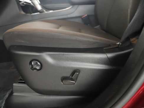 Used 2021 Jeep Grand Cherokee Laredo image 10