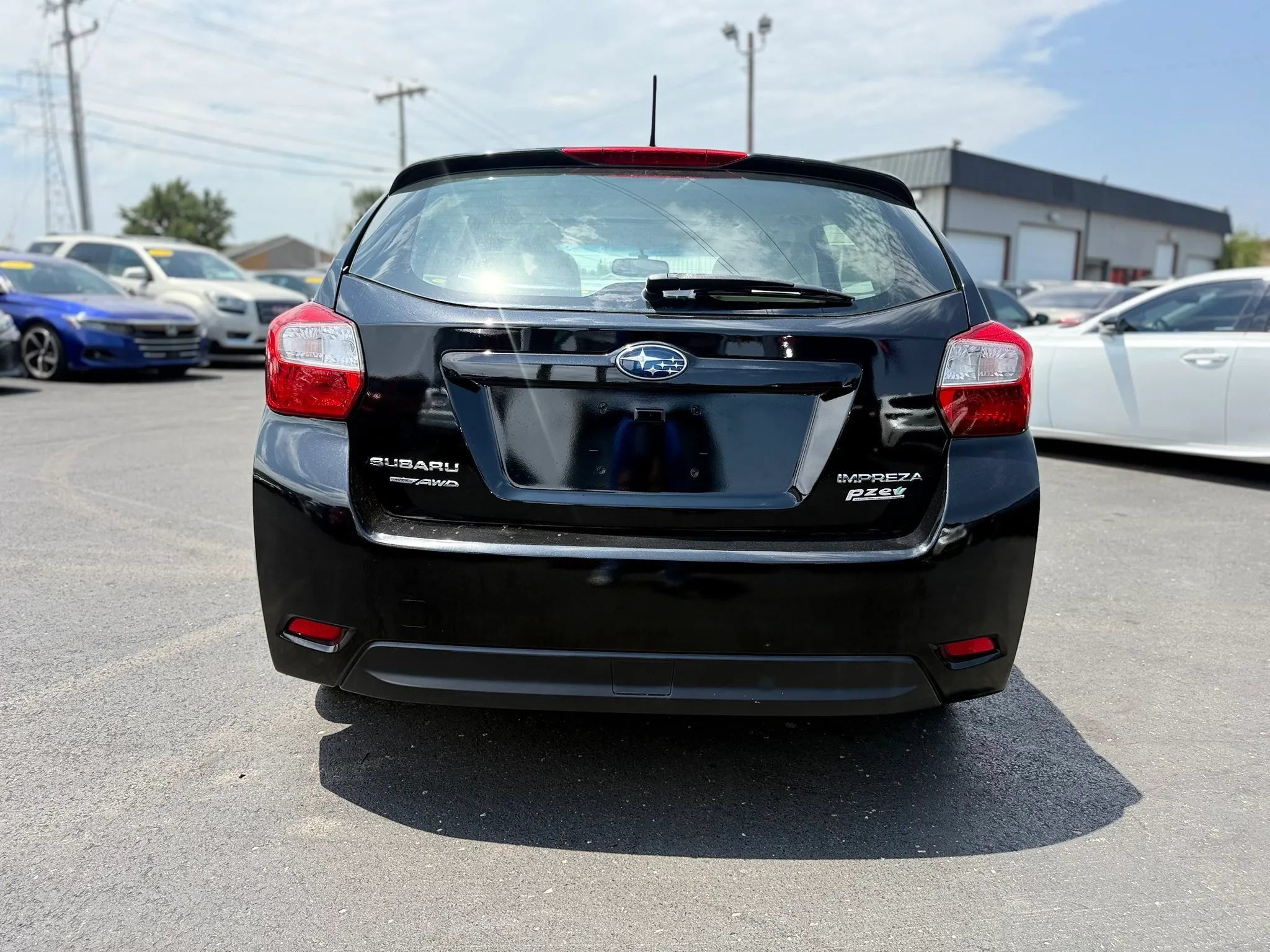 Used 2014 Subaru Impreza 2.0i Premium AWD/4WD image 4