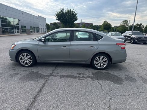 Used 2013 Nissan Sentra SL w/ Leather Pkg FWD image 8