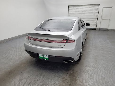 Used 2013 Lincoln MKZ image 7