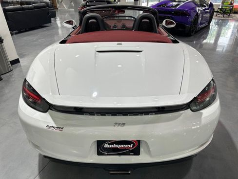 Used 2017 Porsche 718 Boxster RWD image 15