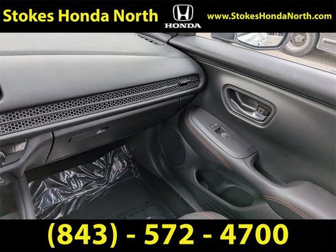 Used 2024 Honda HR-V Sport image 17
