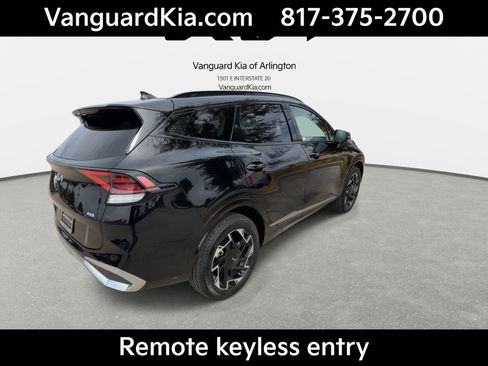 Certified 2025 Kia Sportage SX AWD/4WD image 9