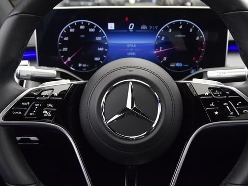 Certified 2022 Mercedes-Benz S 500 4MATIC image 22
