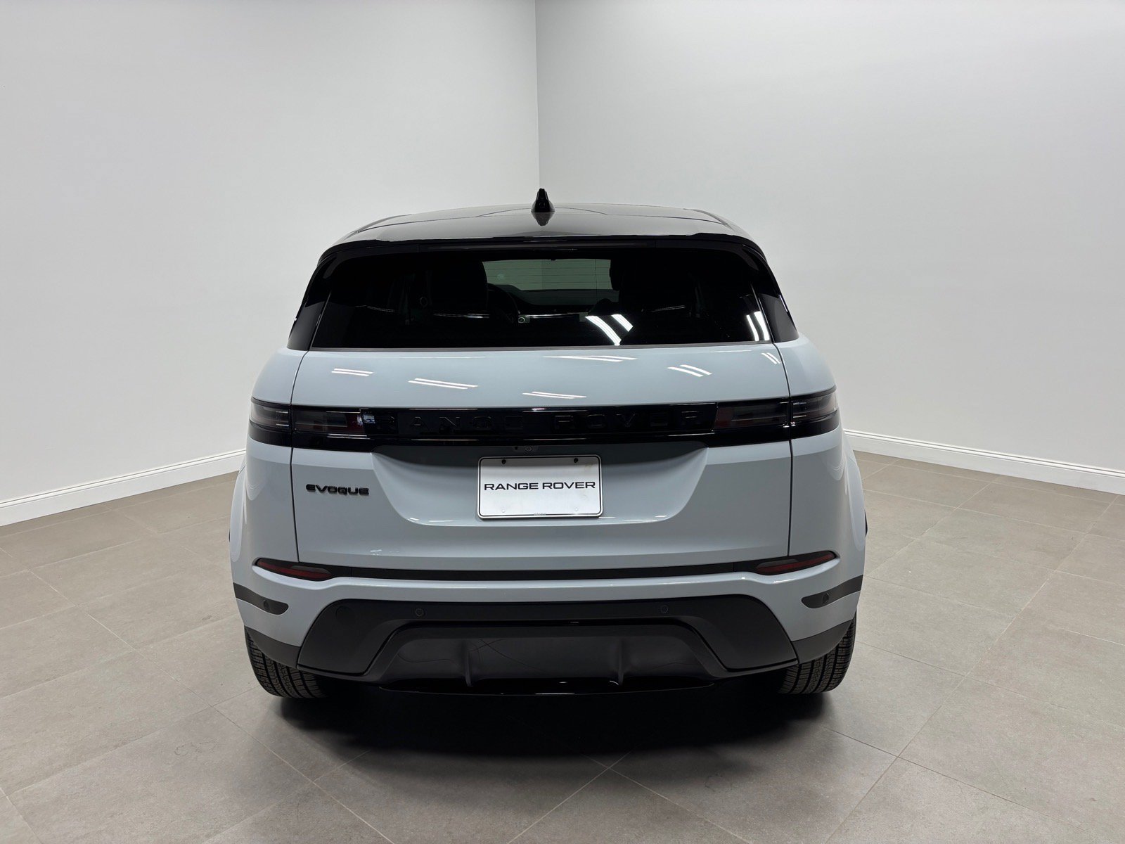 New 2024 Land Rover Range Rover Evoque S AWD/4WD image 8